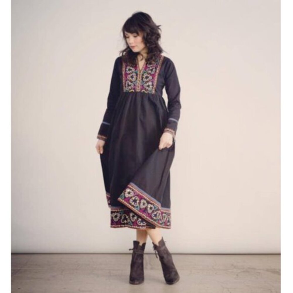 Matta NY Shakti Dress Embroidered Mirrored Cotton Boho Peasant India Embroidery